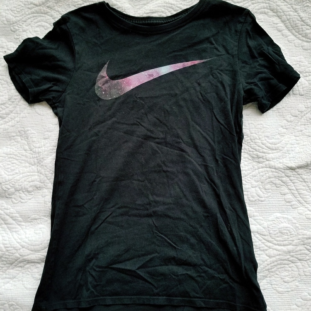 3/$15: Nike galaxy swoosh t-shirt